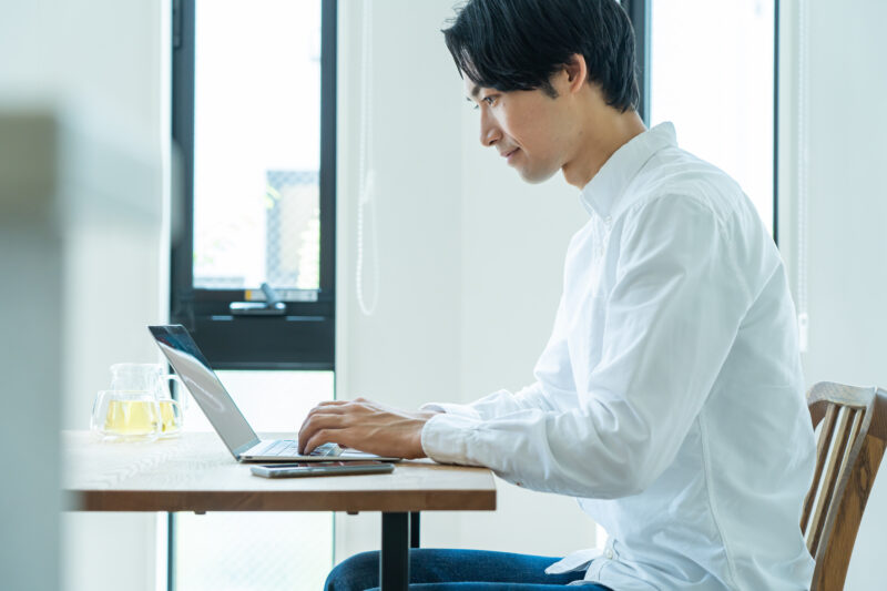 アフィリエイトクラブ公式 | 転職ブログで稼ぐのは難しい?20代の2名に本音のアンケート アフィリエイトクラブ公式 | 転職ブログで稼ぐのは難しい?20代の2名に本音のアンケート